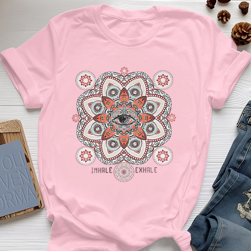 Camiseta Olivenorma con diseño de eslogan "Meditación del Mal de Ojo"