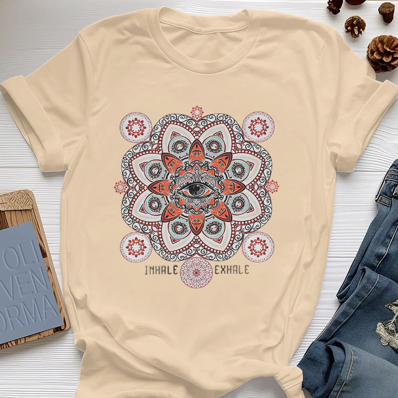 Camiseta Olivenorma con diseño de eslogan "Meditación del Mal de Ojo"