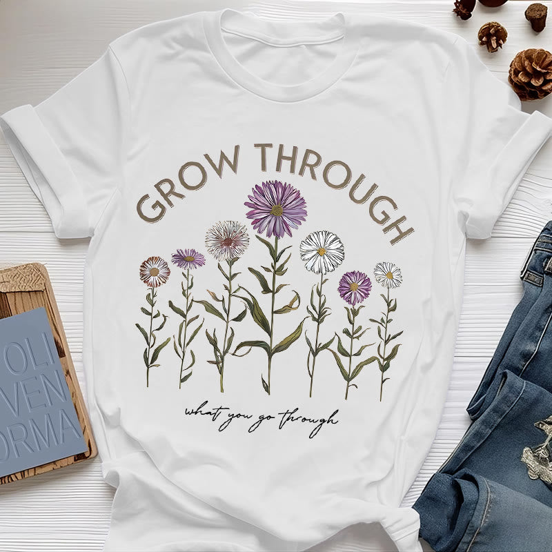 Camiseta con estampado floral "Crece a través de" de Olivenorma