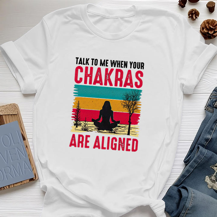 Camiseta Olivenorma "Háblame cuando tus chakras estén alineados"