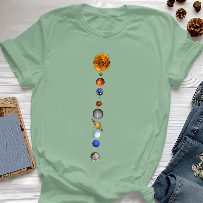 Camiseta con estampado de la galaxia del sistema solar de Olivenorma