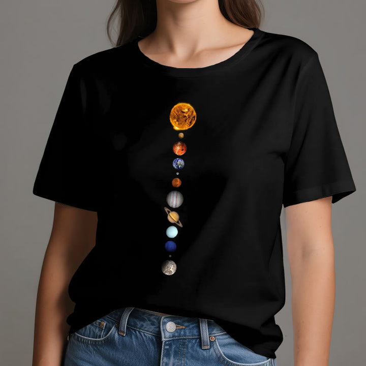 Camiseta con estampado de la galaxia del sistema solar de Olivenorma