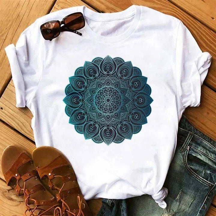 Camiseta blanca con estampado geométrico colorido de algodón Olivenorma