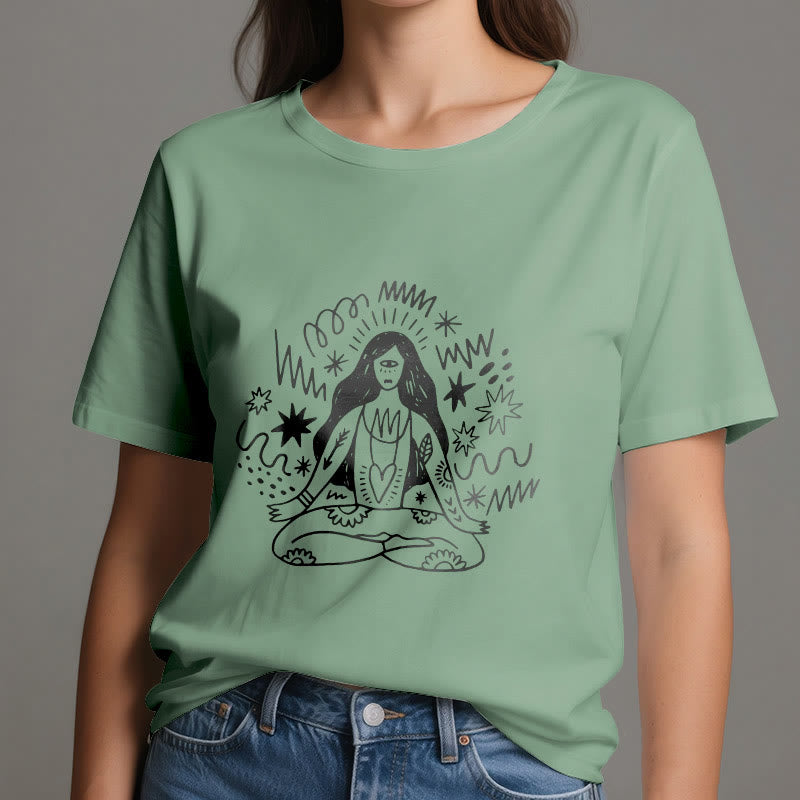 Camiseta Olivenorma con dibujo de grafiti y yoga para chica
