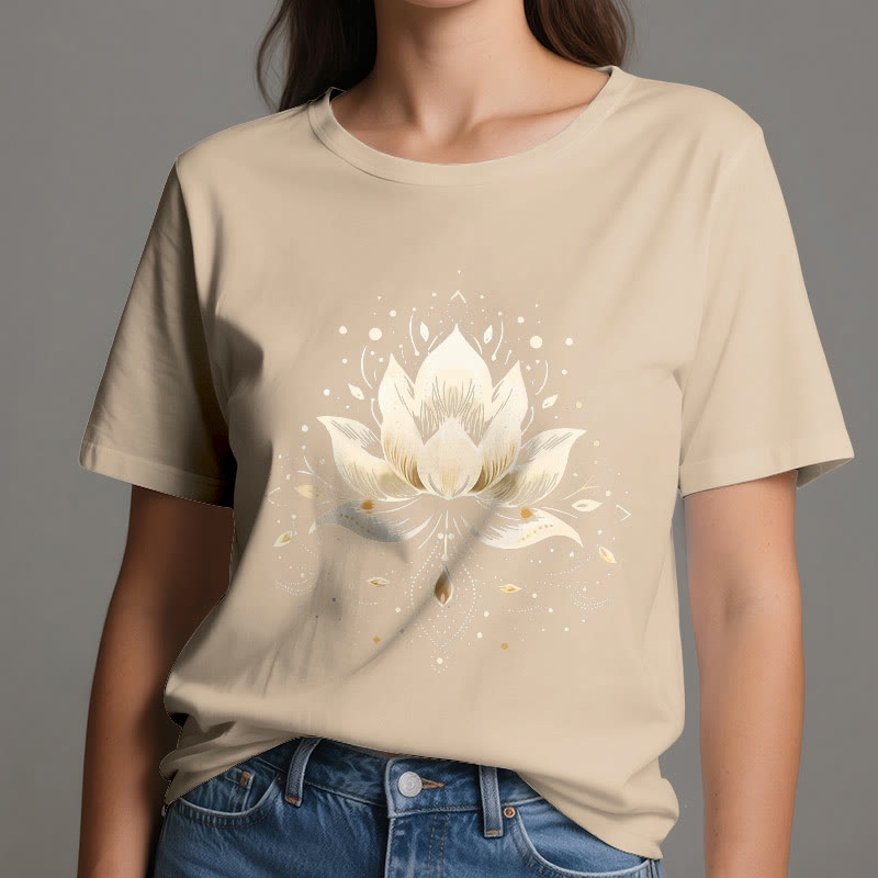Camiseta de algodón puro con loto floreciente de Olivenorma - image 11