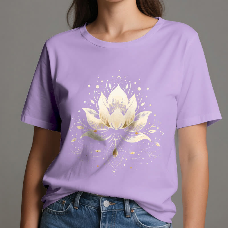 Camiseta de algodón puro con loto floreciente de Olivenorma - image 17