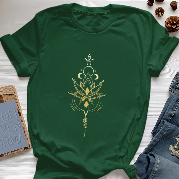 Camiseta de algodón Olivenorma con protección de loto y fases lunares - Verde oscuro - 2XL - image 1