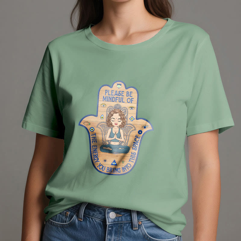 Camiseta de protección espiritual con la mano de hamsa de Olivenorma - image 19