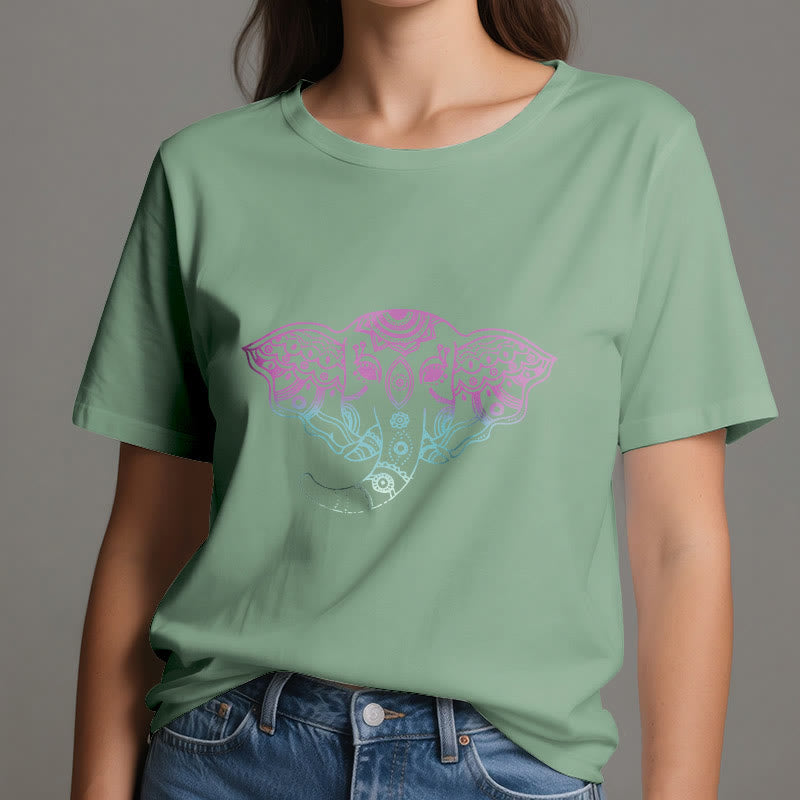 Camiseta de algodón con mandala de elefante místico de Olivenorma