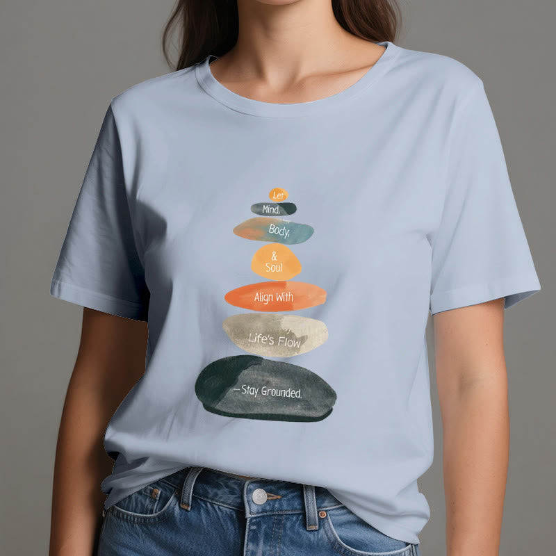 Camiseta espiritual ligera de algodón "Mantente en la Tierra" de Olivenorma - image 13