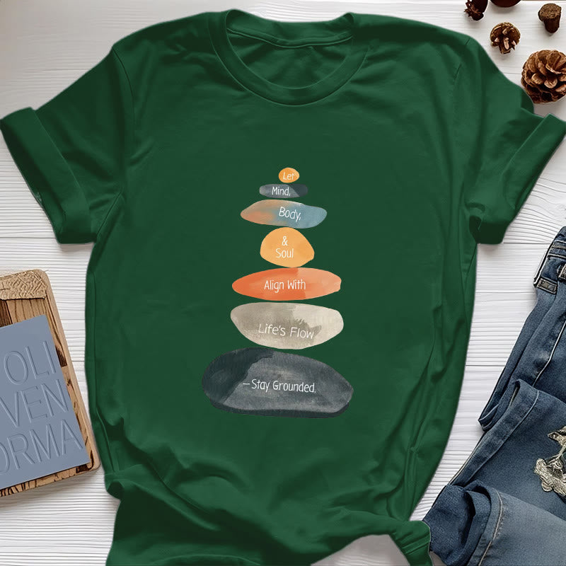 Camiseta espiritual ligera de algodón "Mantente en la Tierra" de Olivenorma - Verde oscuro - 2XL - image 20
