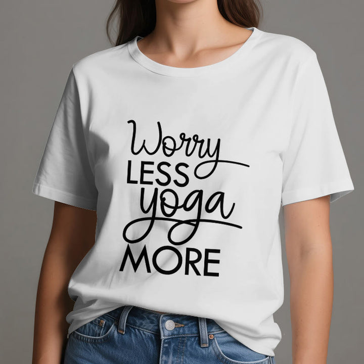 Camiseta Olivenorma "Preocúpate menos, haz más yoga" para amantes del yoga. Camiseta de meditación. - image 7