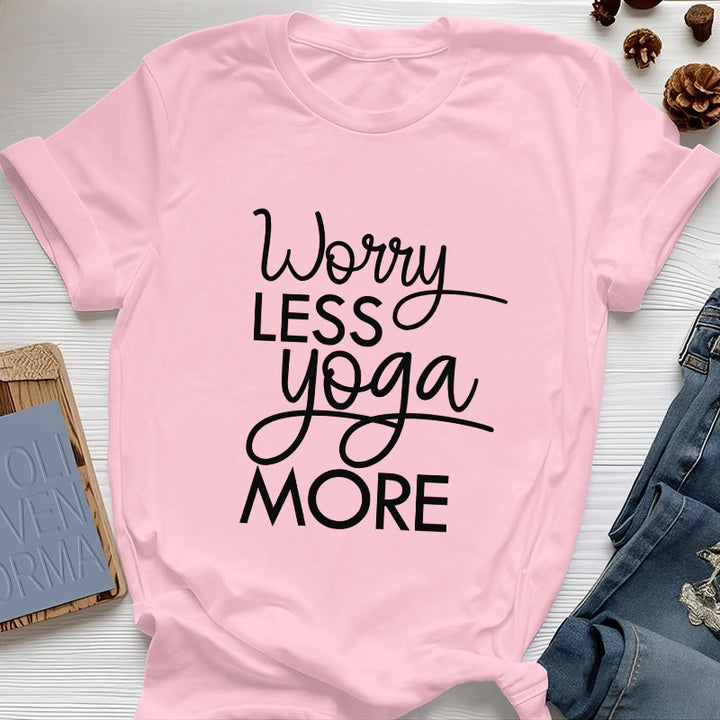 Camiseta Olivenorma "Preocúpate menos, haz más yoga" para amantes del yoga. Camiseta de meditación. - Rosa - 2XL - image 14
