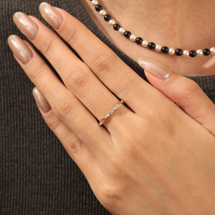 Anillo de amor trenzado "Unidos por la gracia" de Olivenorma