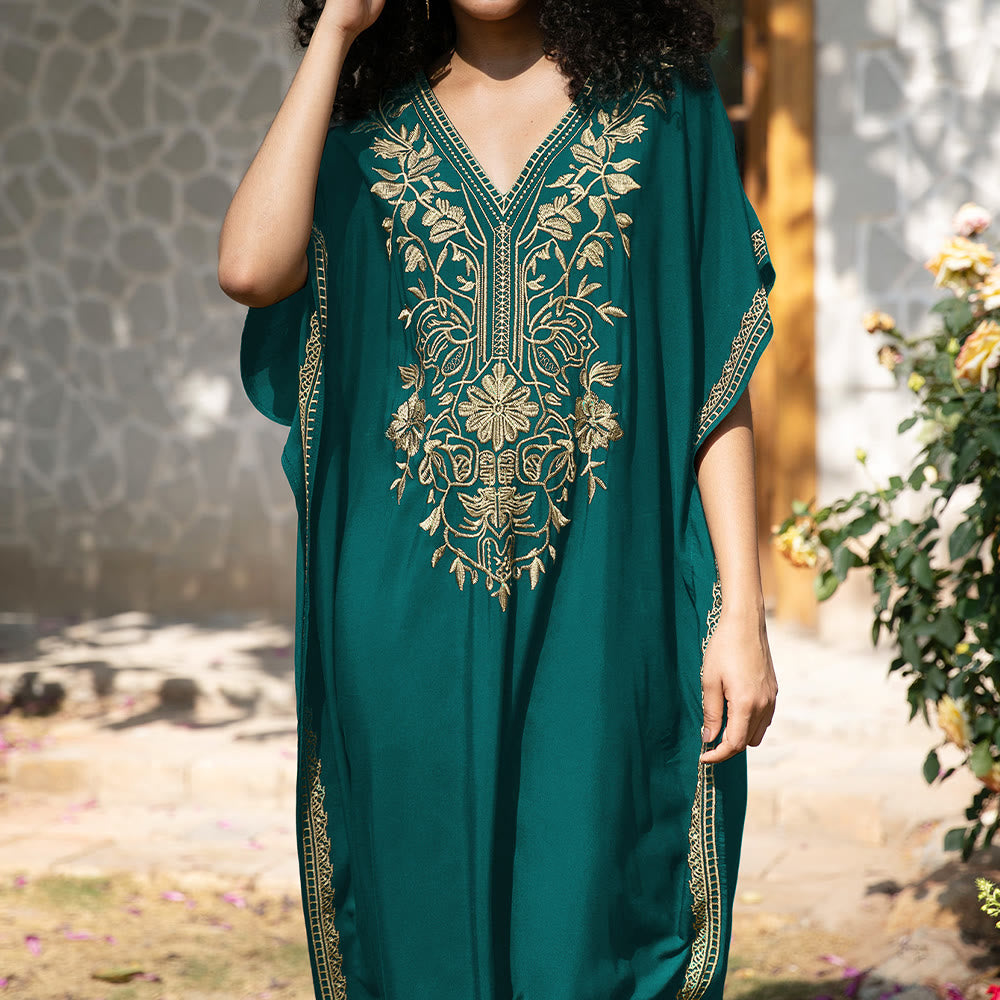 Vestido caftán playero Olivenorma con bordados para vacaciones