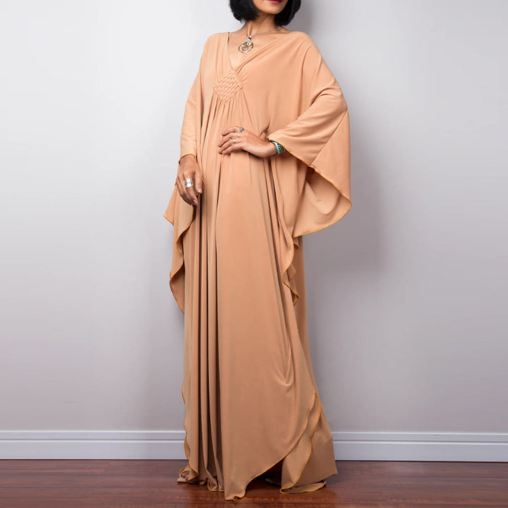 Vestido caftán con diseño tejido y camisa de protección solar de Olivenorma Beach