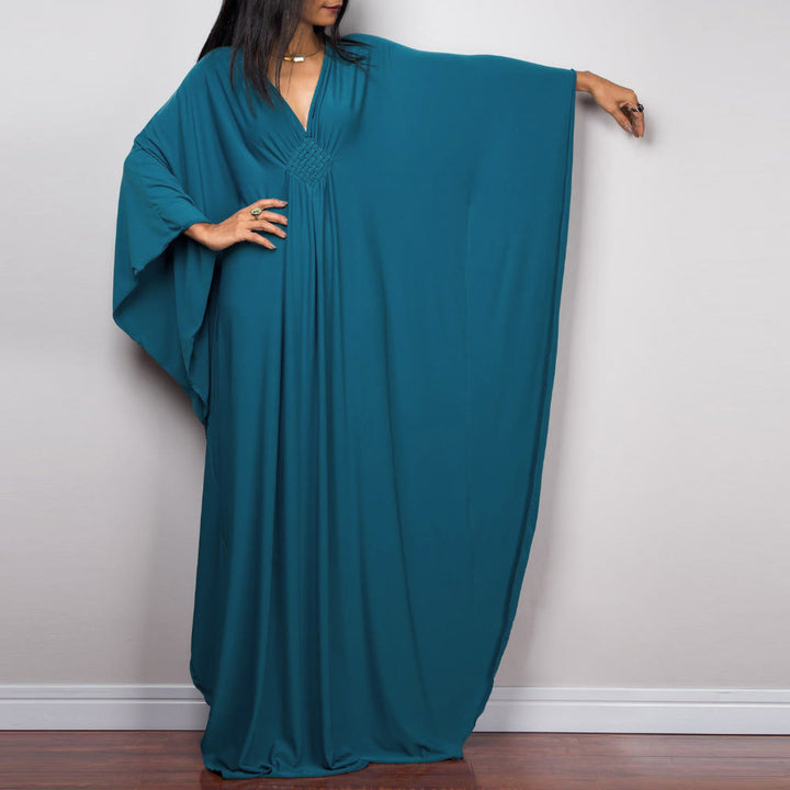 Vestido caftán con diseño tejido y camisa de protección solar de Olivenorma Beach