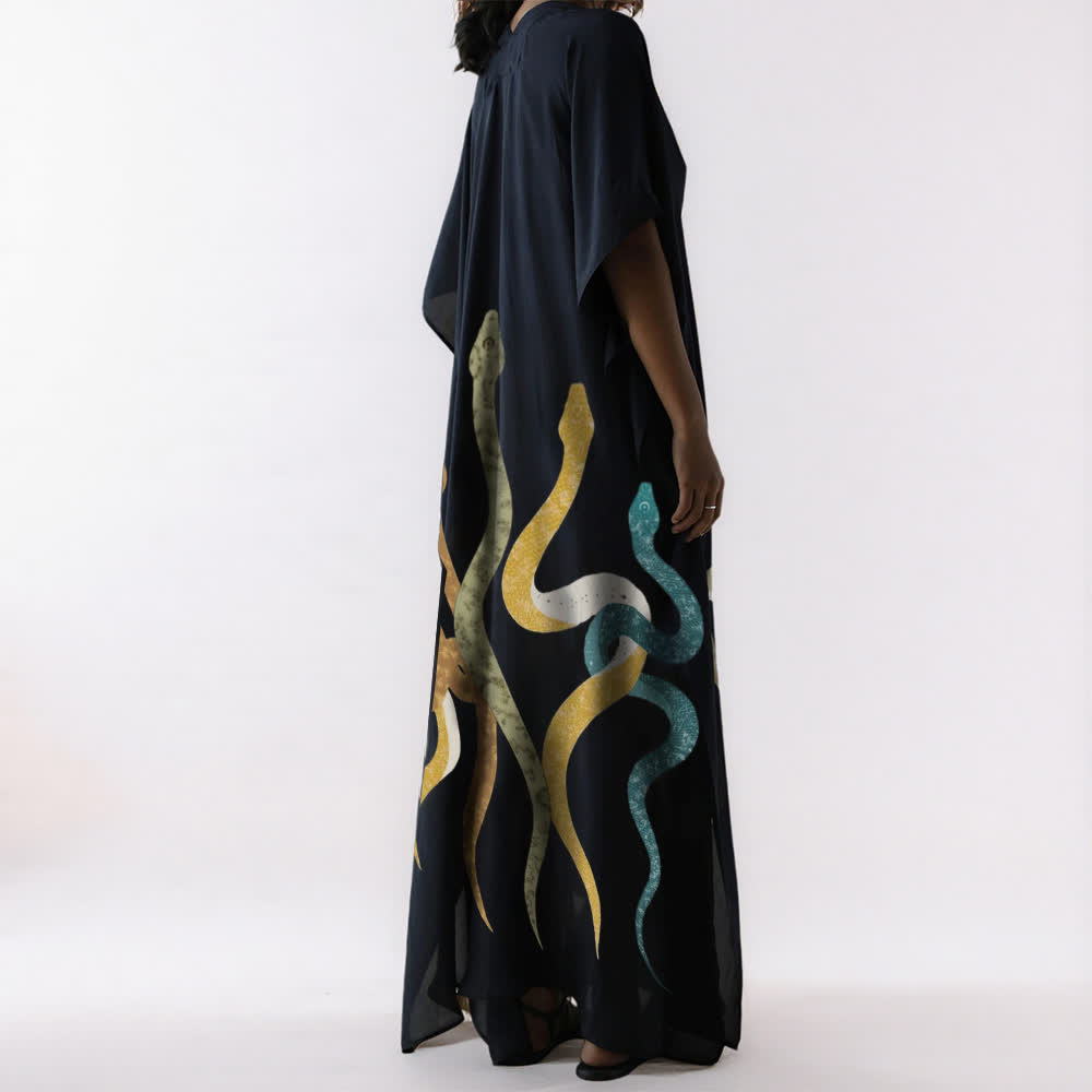 Vestido caftán negro con serpiente de Olivenorma