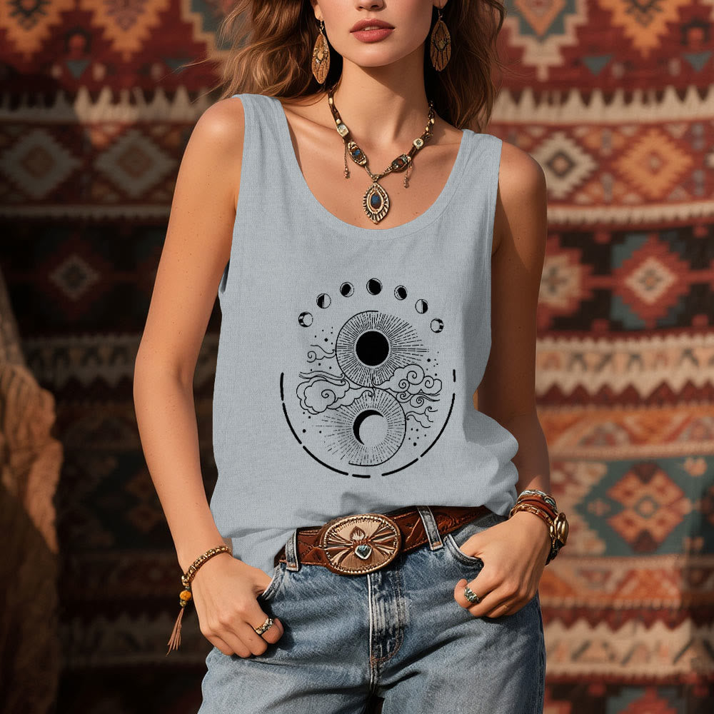 Camiseta sin mangas bohemia con diseño de fases lunares místicas de Olivenorma , luna y sol - image 8