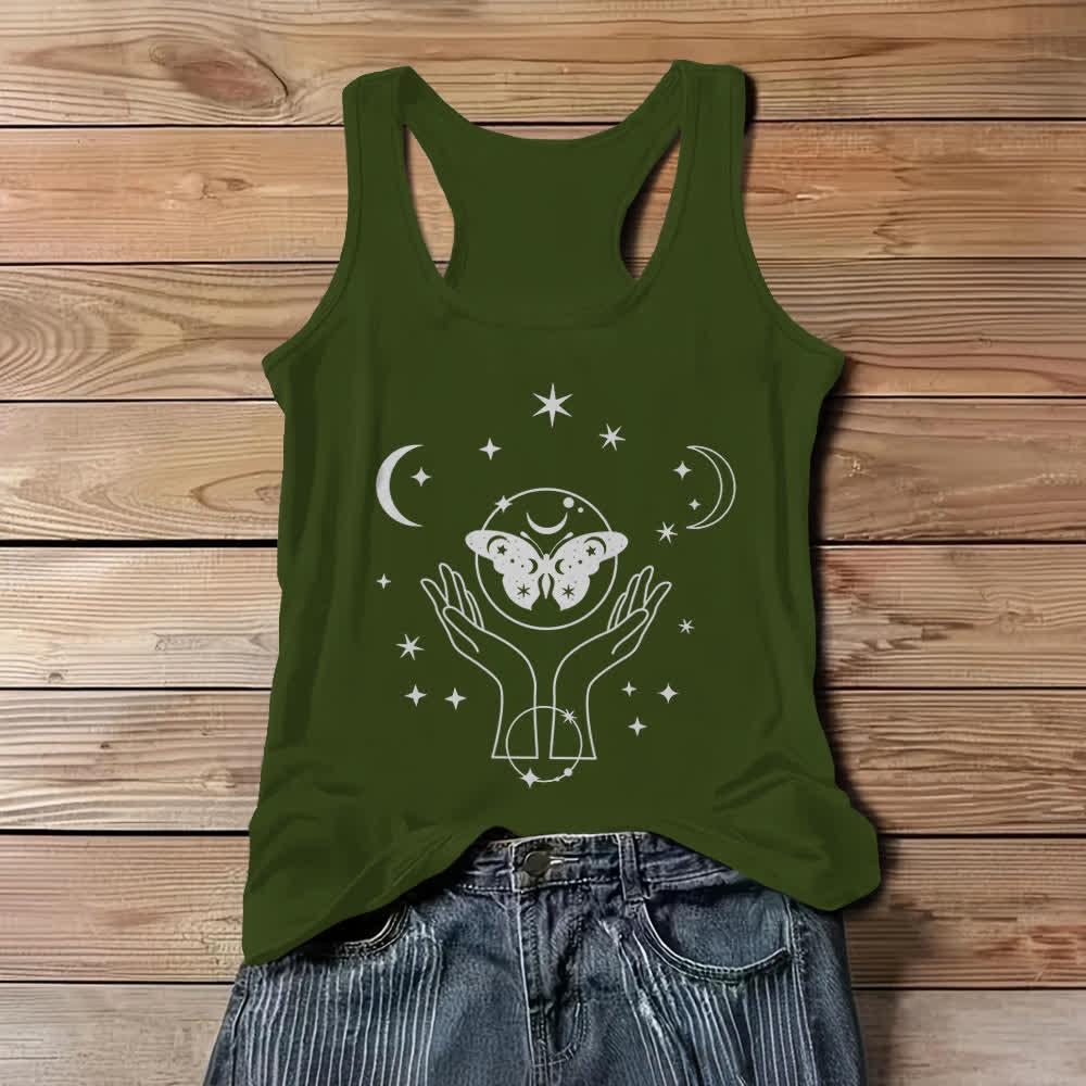 Camiseta sin mangas Olivenorma con manos de oración lunares y mariposa celestial - Verde - 3XL - image 1