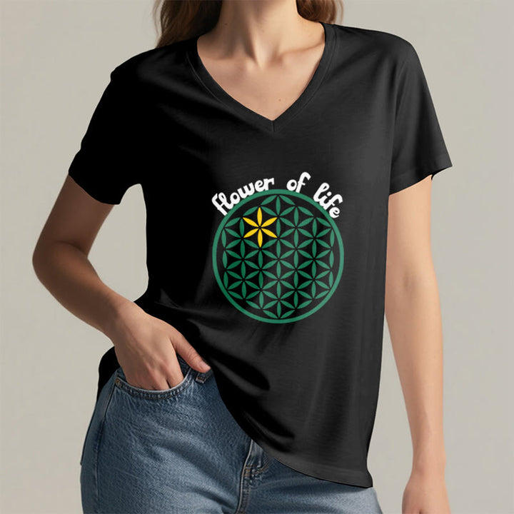 Camiseta informal con cuello en V y estampado bohemio de la Flor de la Vida de Olivenorma - image 9