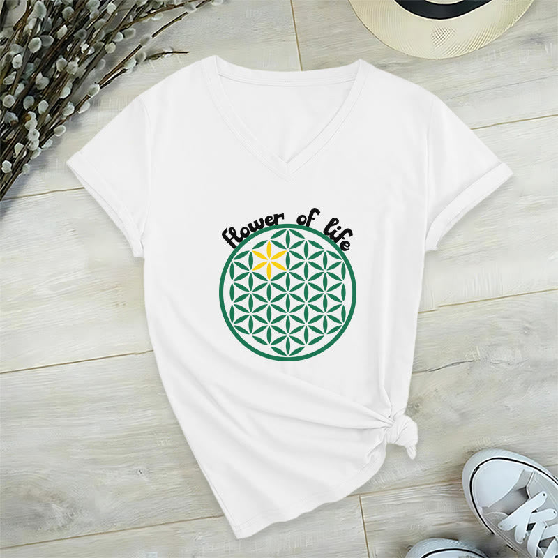 Camiseta informal con cuello en V y estampado bohemio de la Flor de la Vida de Olivenorma - Blanco - 2XL - image 10