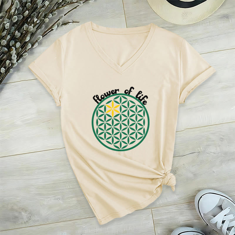 Camiseta informal con cuello en V y estampado bohemio de la Flor de la Vida de Olivenorma - Beige - 2XL - image 1