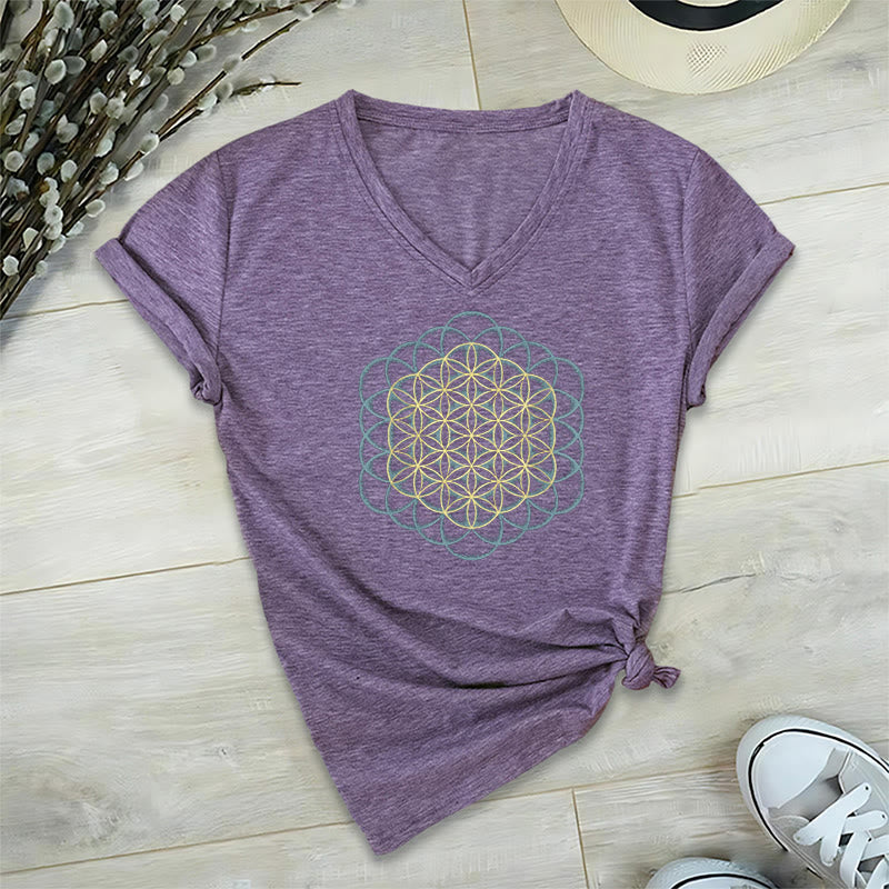 Camiseta Olivenorma con cuello en V y estampado geométrico de atrapasueños "Flor de la Vida, Protege del Mal" - Púrpura - 2XL - image 1