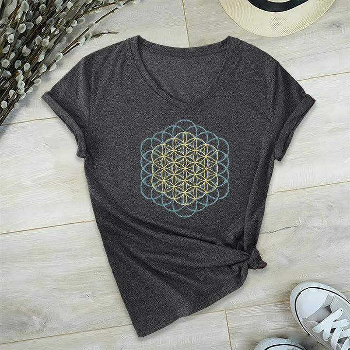 Camiseta Olivenorma con cuello en V y estampado geométrico de atrapasueños "Flor de la Vida, Protege del Mal" - Gris - 2XL - image 12