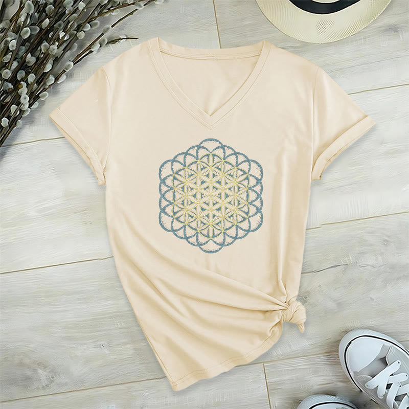 Camiseta Olivenorma con cuello en V y estampado geométrico de atrapasueños "Flor de la Vida, Protege del Mal" - Beige - 2XL - image 16