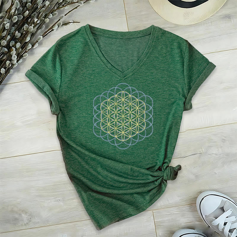 Camiseta Olivenorma con cuello en V y estampado geométrico de atrapasueños "Flor de la Vida, Protege del Mal" - Verde - 2XL - image 20