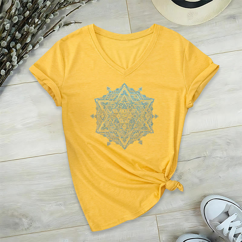 Camiseta de cuello en V con el símbolo del cubo de Metatro de Olivenorma , geometría sagrada, sanación y espiritualidad. - Amarillo - 2XL - image 17