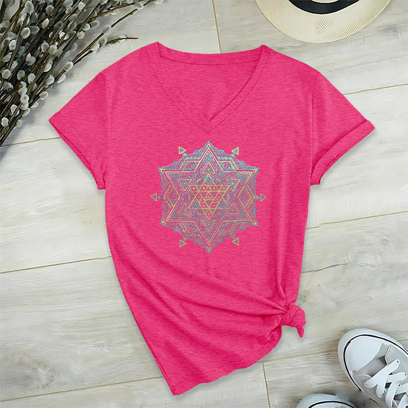 Camiseta de cuello en V con el símbolo del cubo de Metatro de Olivenorma , geometría sagrada, sanación y espiritualidad. - Rosa intenso - 2XL - image 33
