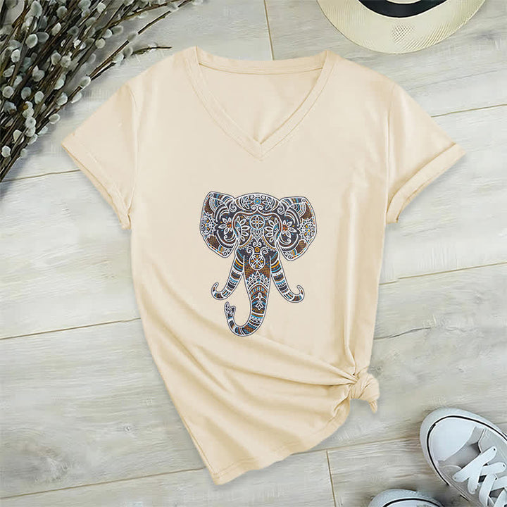 Camiseta Olivenorma con cuello en V para mujer con elefantes de naturaleza y animales - Caqui - 2XL - image 22