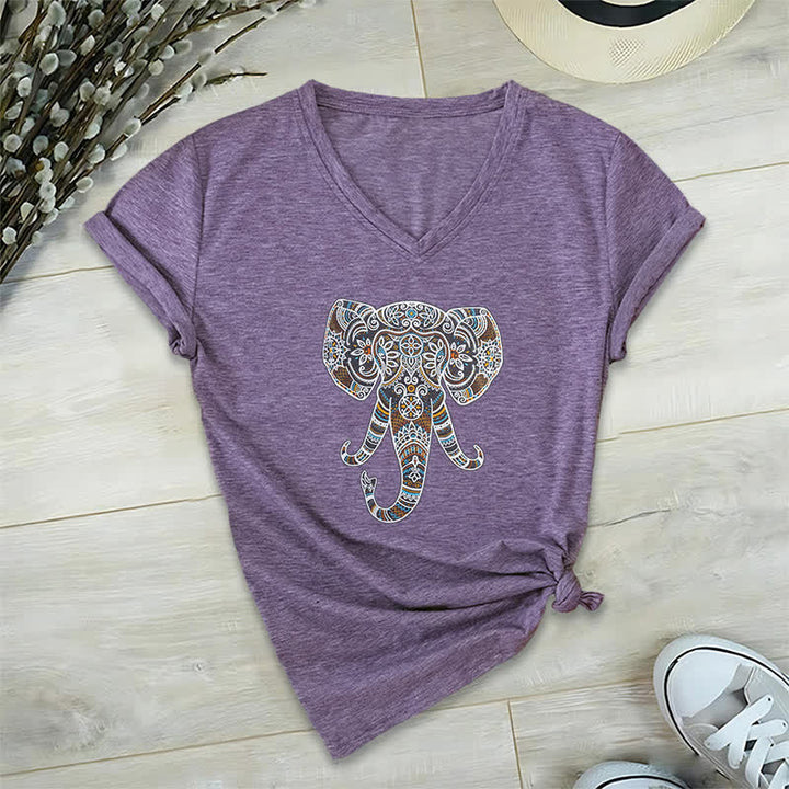 Camiseta Olivenorma con cuello en V para mujer con elefantes de naturaleza y animales - Púrpura - 2XL - image 26