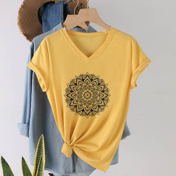 Camiseta de yoga con cuello en V y estampado geométrico de flor de loto de Olivenorma - Amarillo - 2XL - image 8