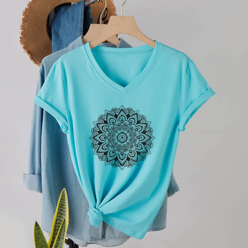 Camiseta de yoga con cuello en V y estampado geométrico de flor de loto de Olivenorma - Lago Azul - 2XL - image 12