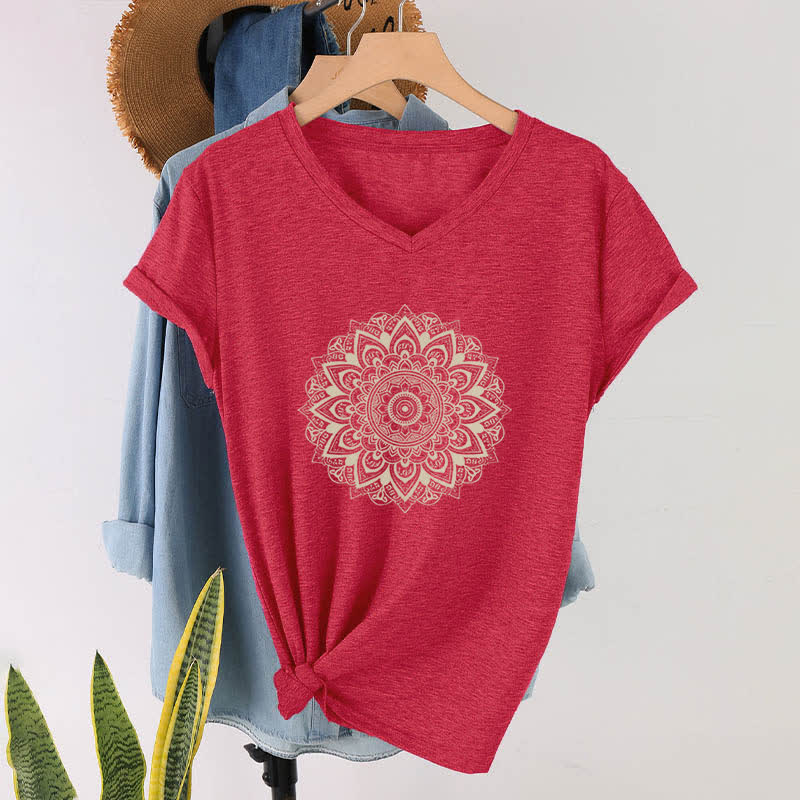 Camiseta de yoga con cuello en V y estampado geométrico de flor de loto de Olivenorma - Rojo - 2XL - image 1