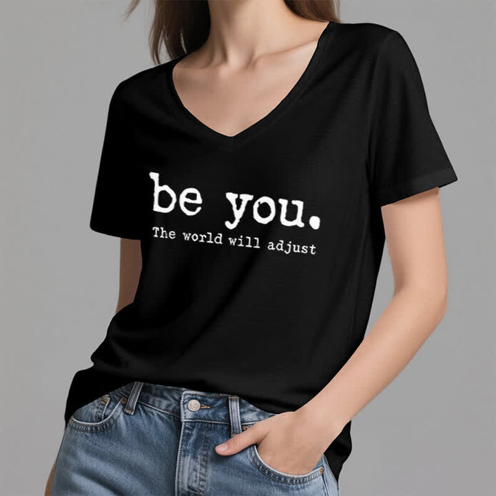 Olivenorma - Camiseta de cuello en V "Sé tú mismo, el mundo se adaptará" - image 12