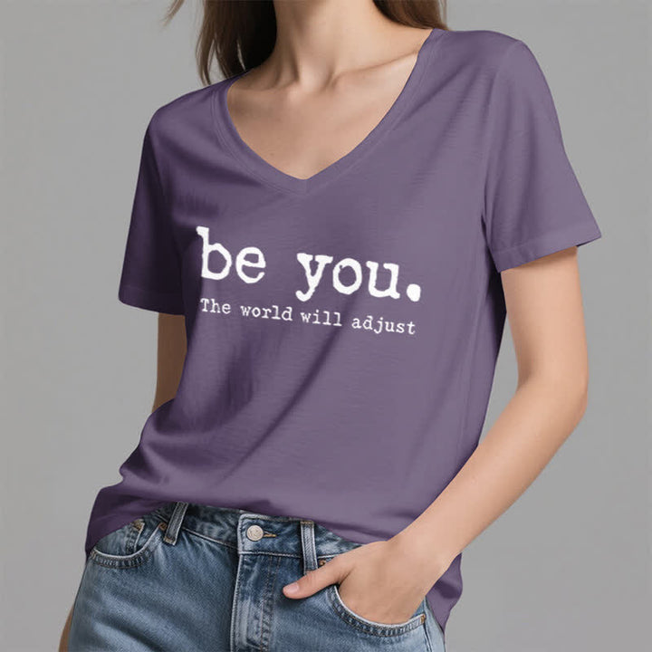 Olivenorma - Camiseta de cuello en V "Sé tú mismo, el mundo se adaptará" - image 26