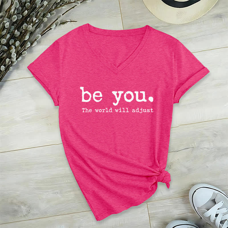 Olivenorma - Camiseta de cuello en V "Sé tú mismo, el mundo se adaptará" - Rosa roja - 2XL - image 19