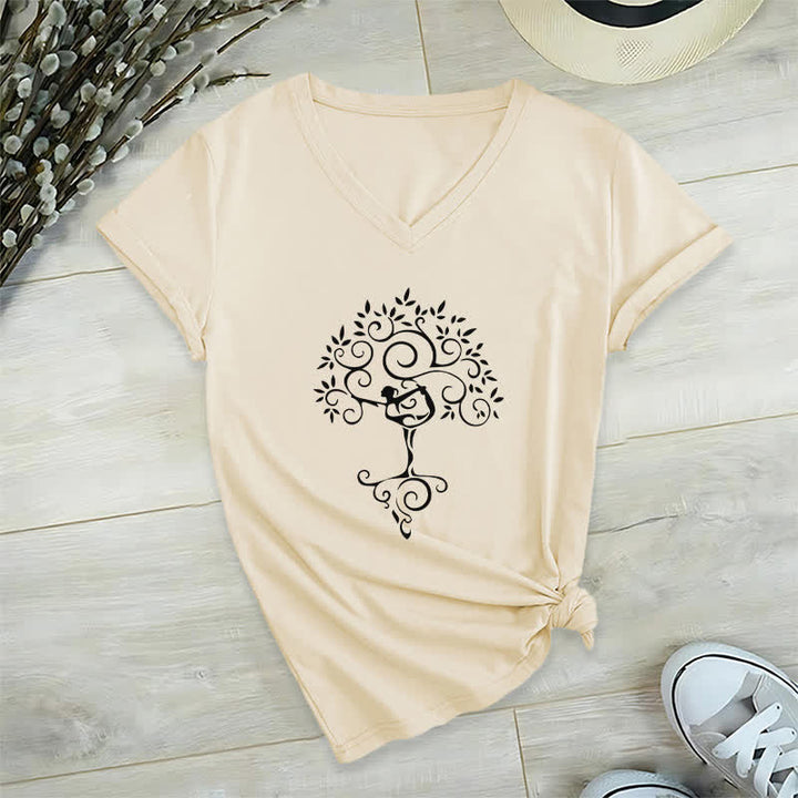 Camiseta de cuello en V con postura del árbol de yoga Olivenorma - Caqui - 2XL - image 12