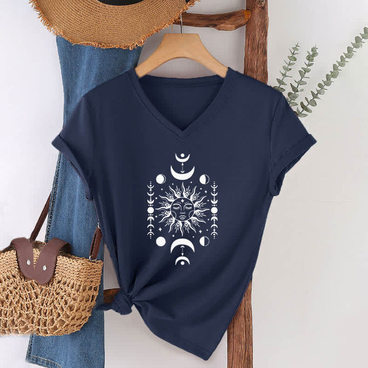 Camiseta de yoga estética Olivenorma con cuello en V y sol y luna - Azul marino - image 3