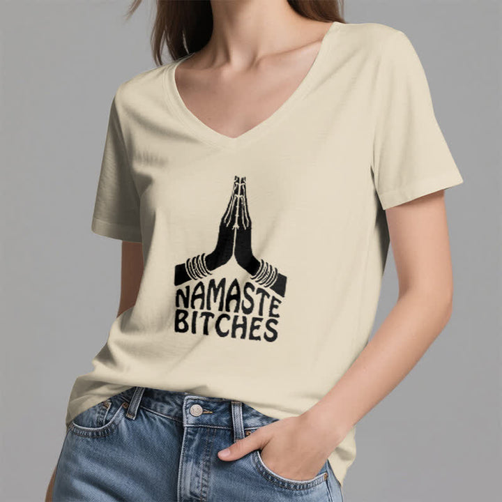 Camiseta de cuello en V con la divertida meditación y yoga "Namaste" de Olivenorma - image 23