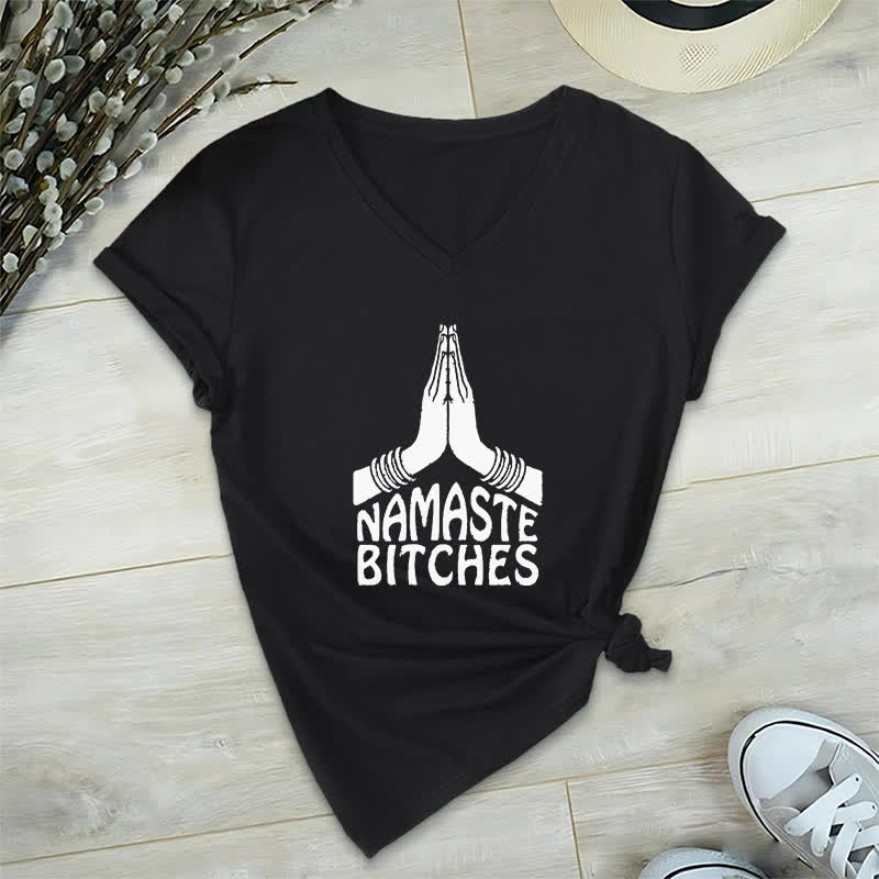 Camiseta de cuello en V con la divertida meditación y yoga "Namaste" de Olivenorma - Negro - 2XL - image 12