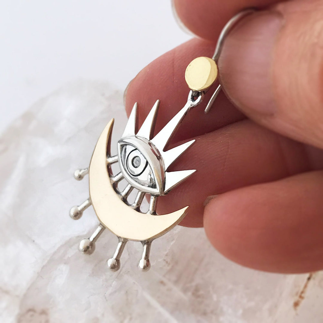 Pendientes de ojo malvado con rayos de luna creciente de Olivenorma