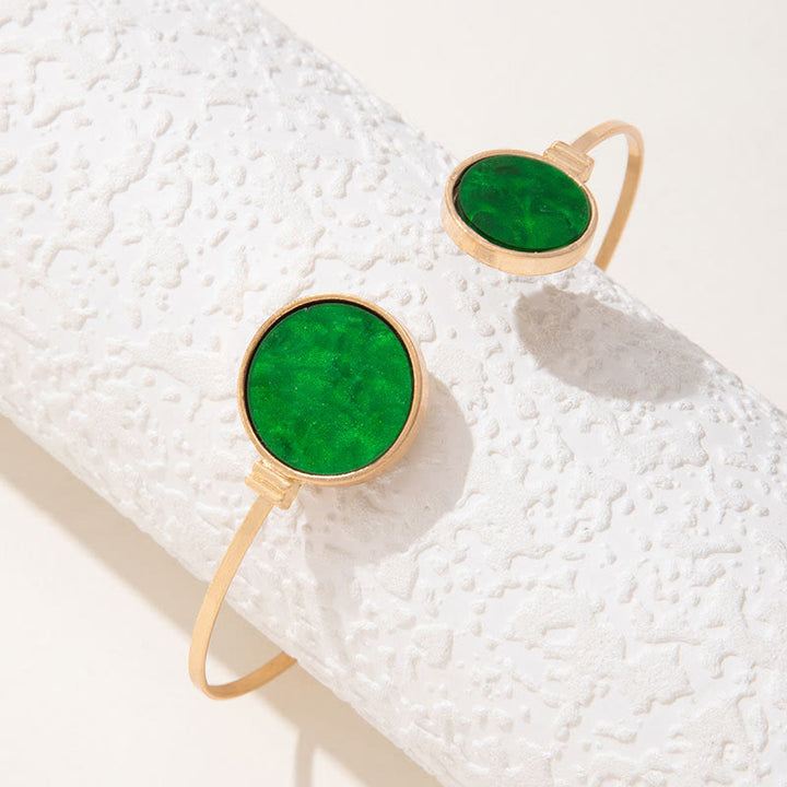 Conjunto de cinco pulseras abiertas de aleación de piedra natural Olivenorma