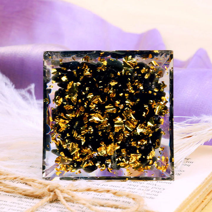 Pirámide de orgón del zodiaco Virgo con esfera de amatista y obsidiana de Olivenorma 