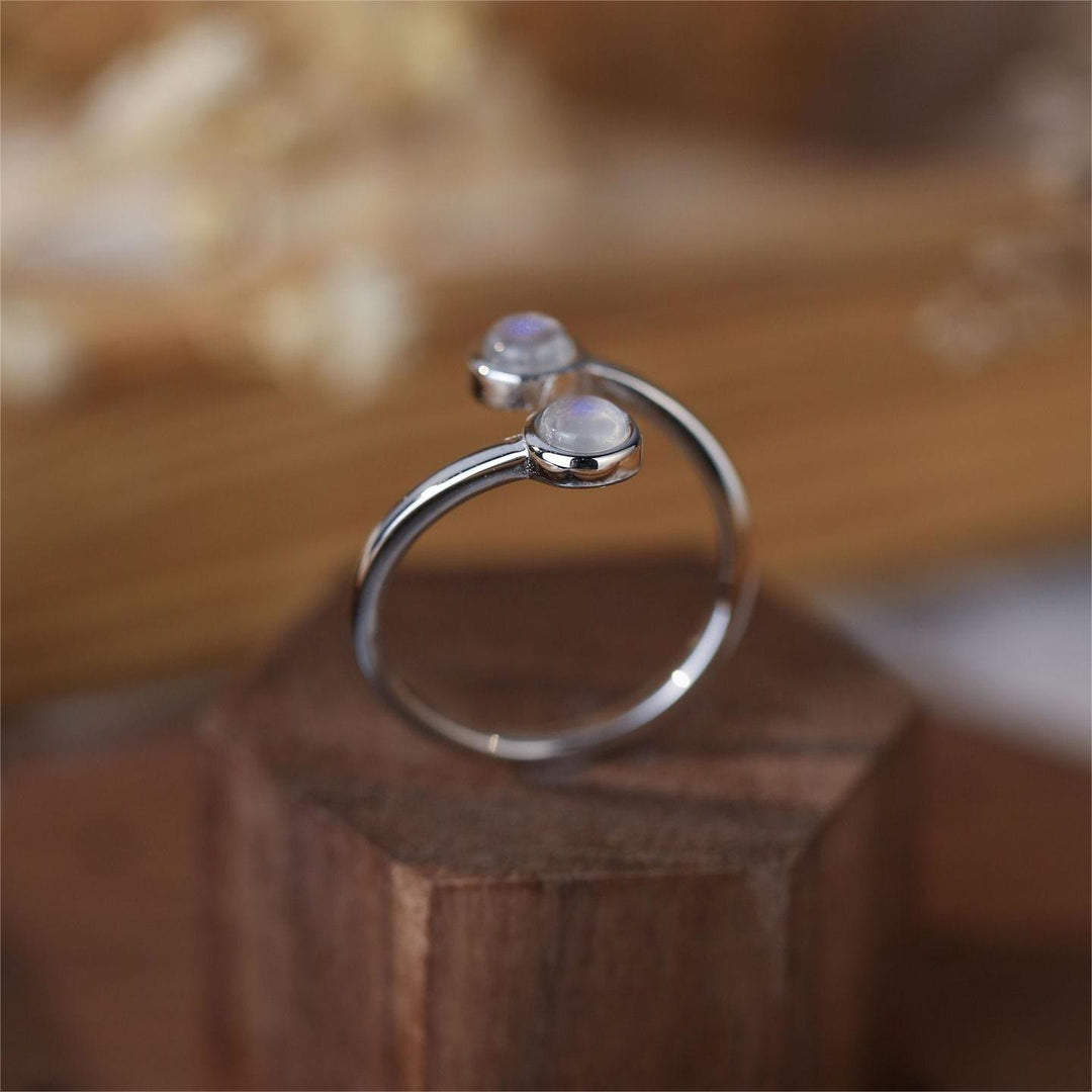 Anillo ajustable abierto de piedra lunar Olivenorma S925 