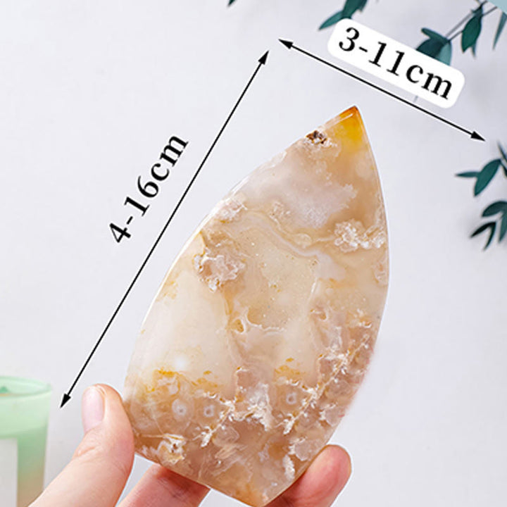 Adornos de piedras preciosas con forma de llama de cristal natural de Olivenorma